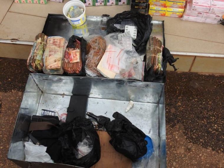 Police arrest mother, son over suspected drugs in Dormaa Ahenkro