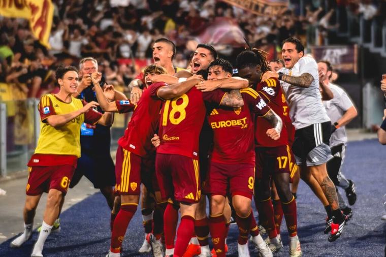 Roma beats Atalanta late to extend perfect start